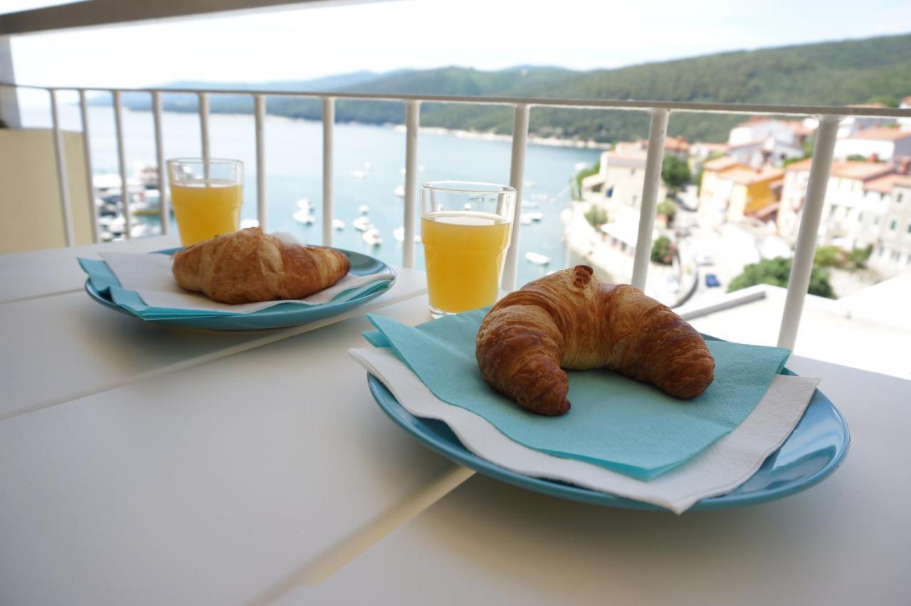 Apartment Layla - Intermezzo With Sea View In Center Of Rabac Eksteriør bilde