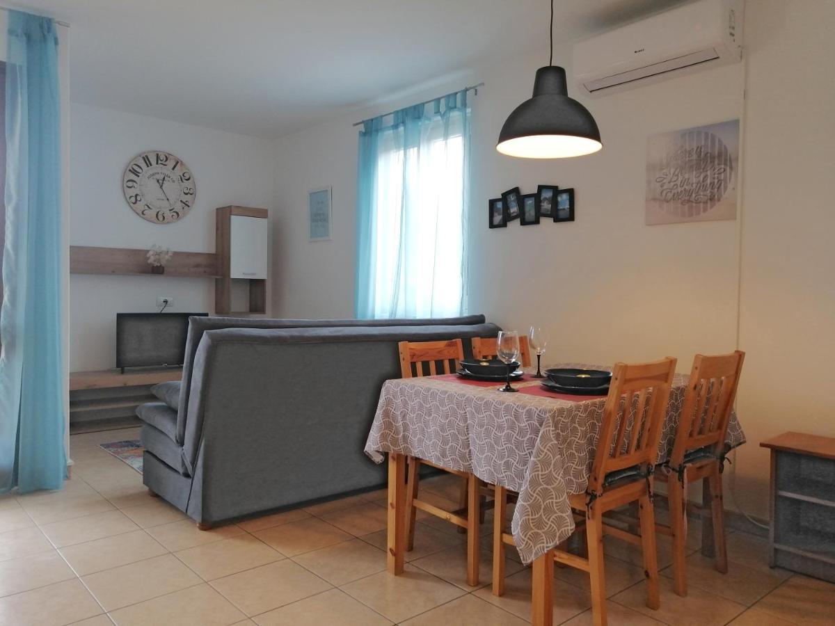 Apartment Layla - Intermezzo With Sea View In Center Of Rabac Eksteriør bilde