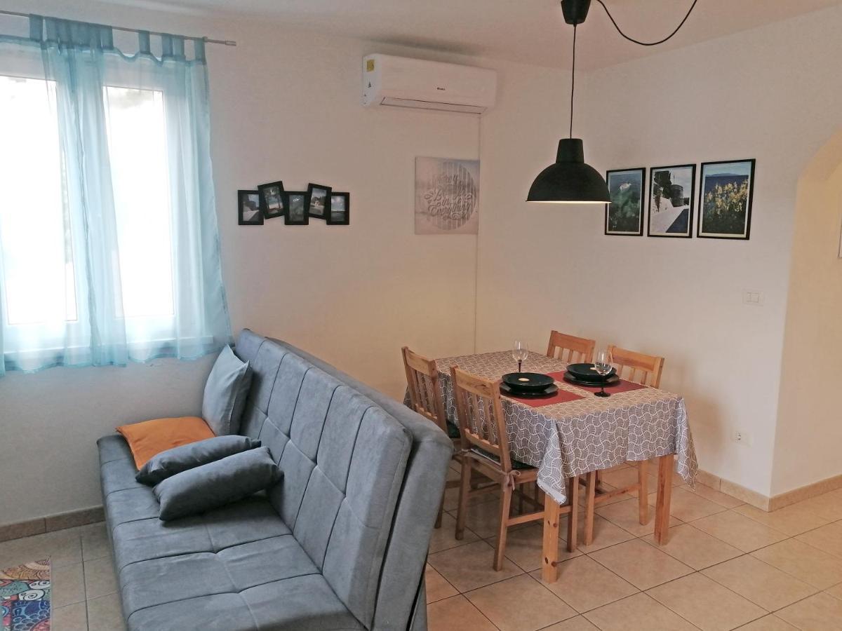 Apartment Layla - Intermezzo With Sea View In Center Of Rabac Eksteriør bilde
